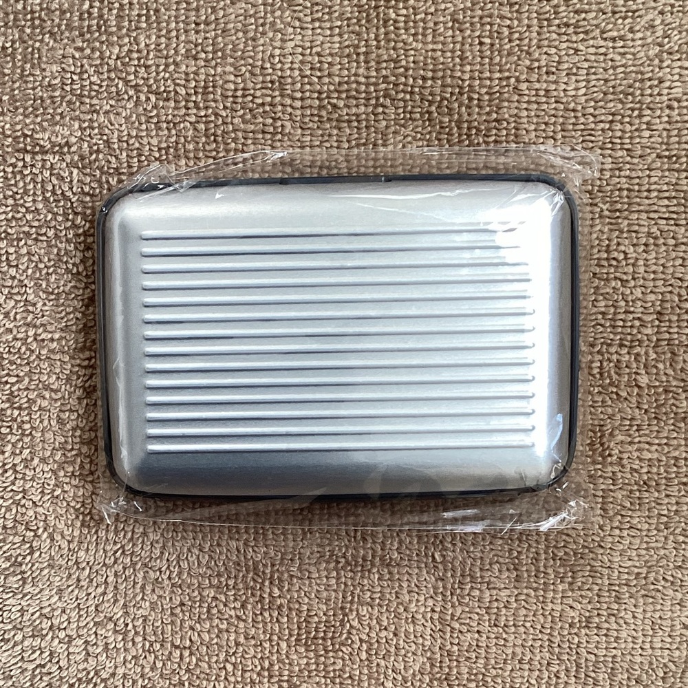 Aluminum Silver Wallet, NWT